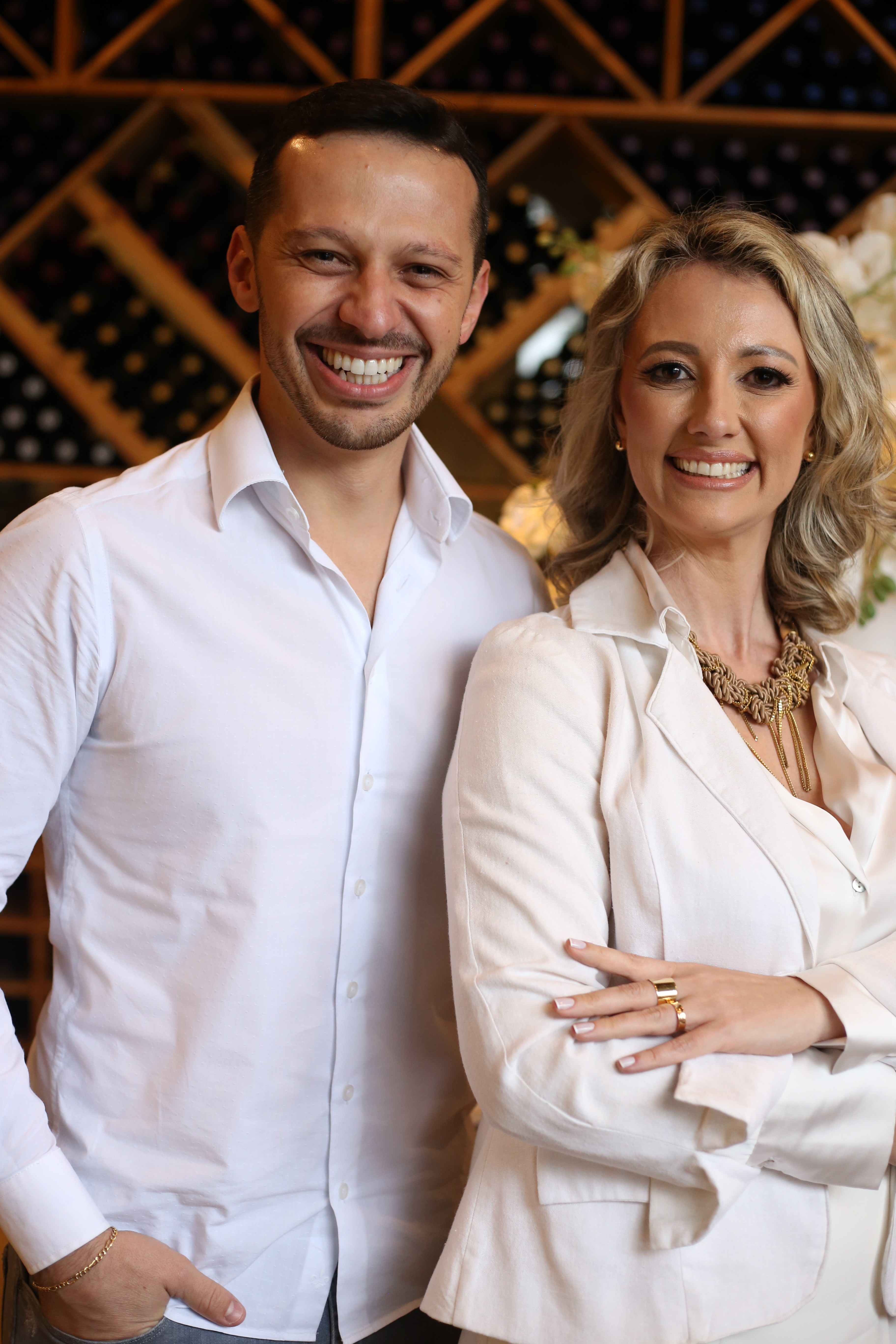 Rodrigo Peixoto e Bianca Hartfil